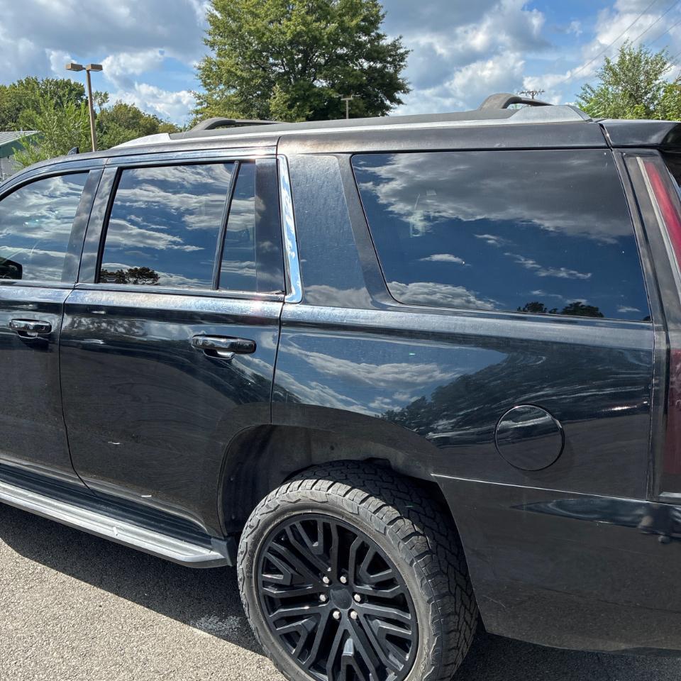 Chevrolet Tahoe 4WD 4dr LT 2015