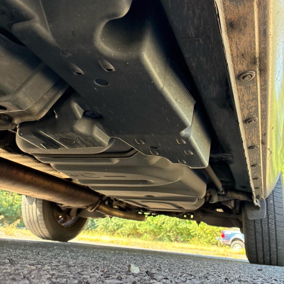 Toyota RAV4 4WD 4dr 4-cyl 4-Spd AT (Natl) 2011