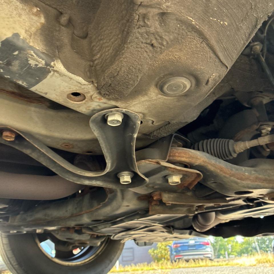 Toyota RAV4 4WD 4dr 4-cyl 4-Spd AT (Natl) 2011