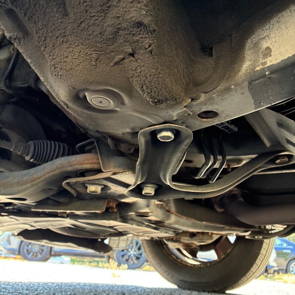 Toyota RAV4 4WD 4dr 4-cyl 4-Spd AT (Natl) 2011