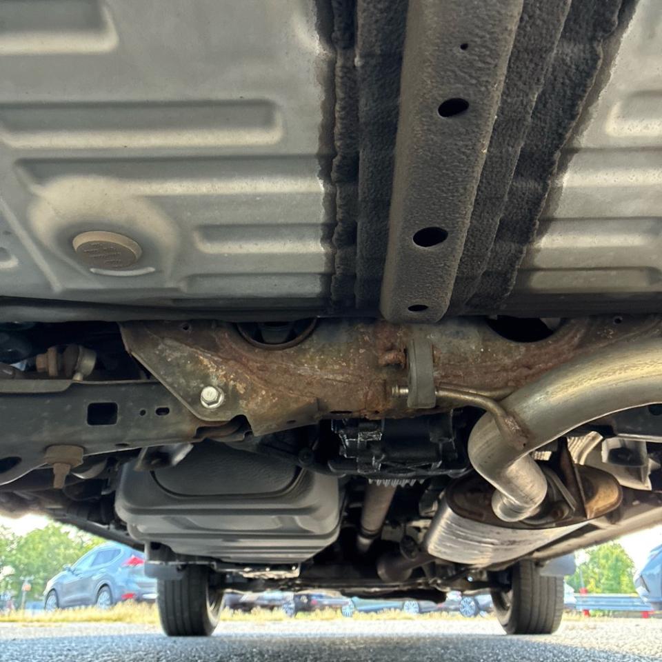 Toyota RAV4 4WD 4dr 4-cyl 4-Spd AT (Natl) 2011