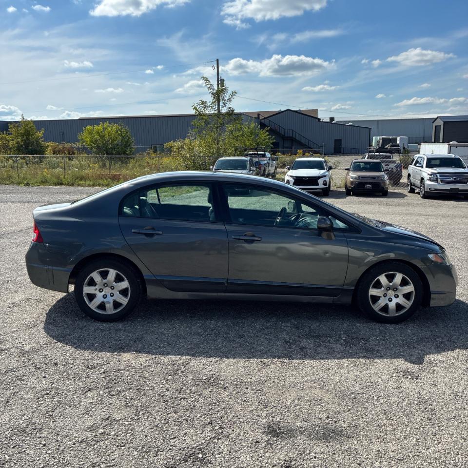 Honda Civic Sdn 4dr Auto LX 2010