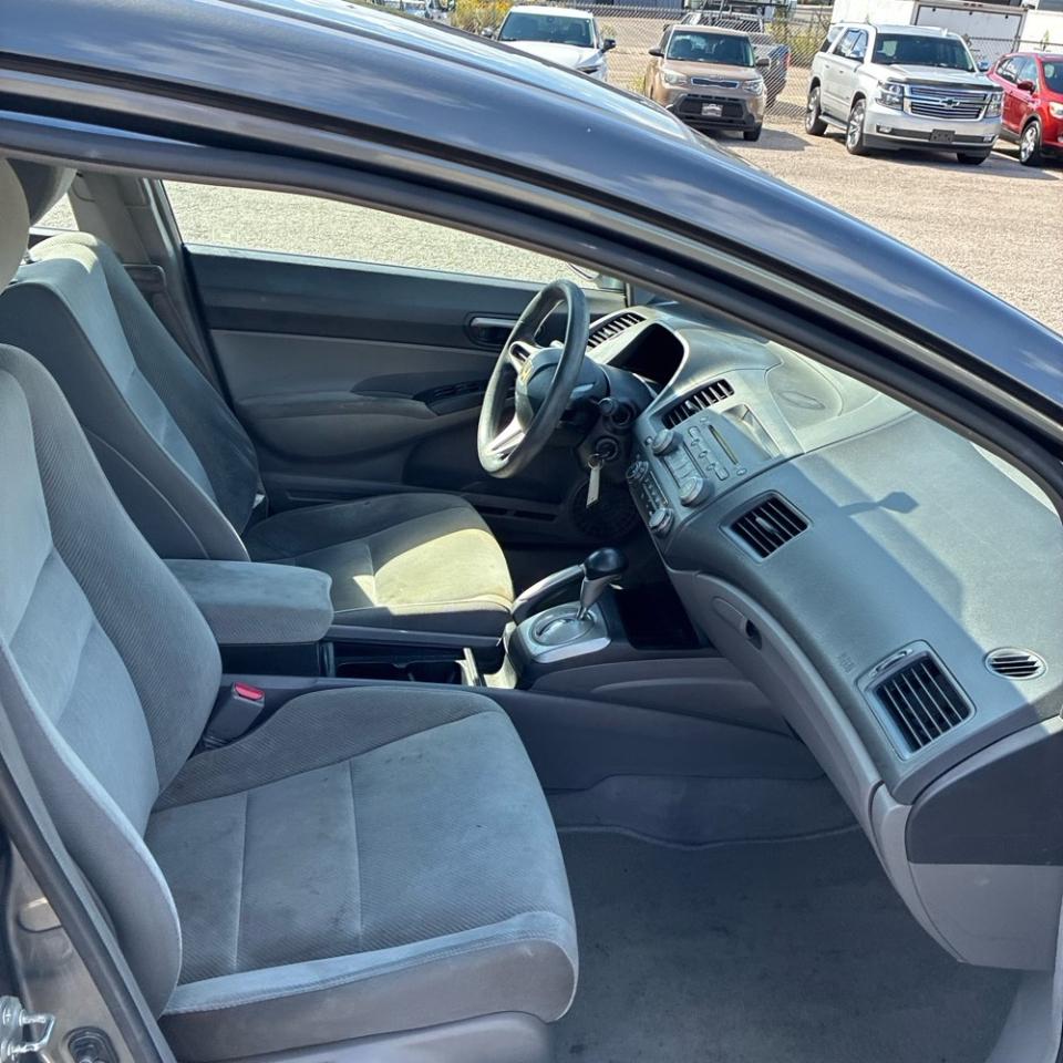 Honda Civic Sdn 4dr Auto LX 2010
