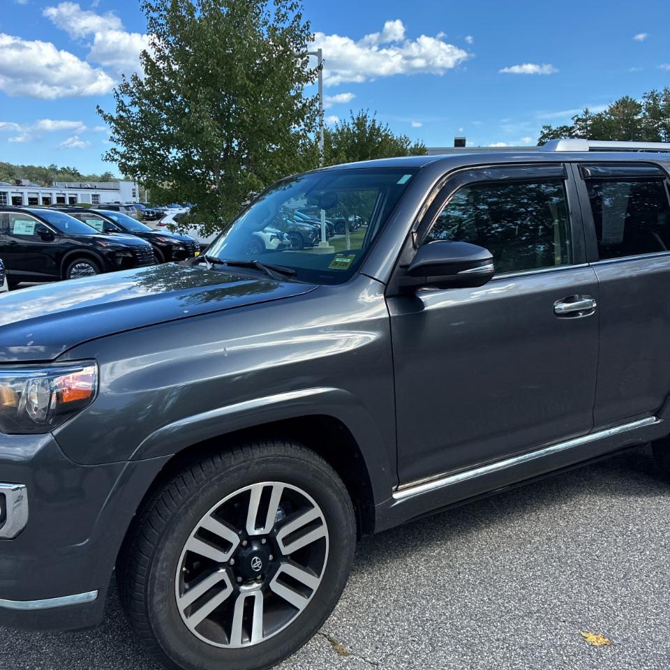 Toyota 4Runner 4WD 4dr V6 Limited (Natl) 2015