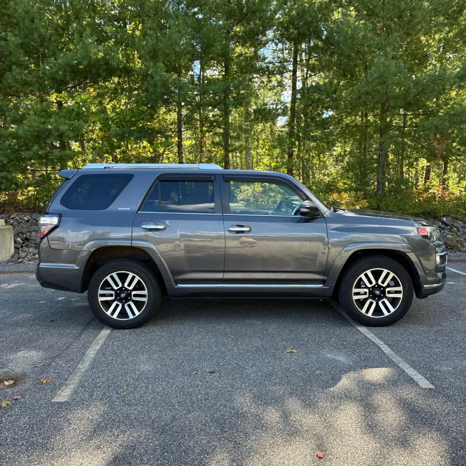 Toyota 4Runner 4WD 4dr V6 Limited (Natl) 2015