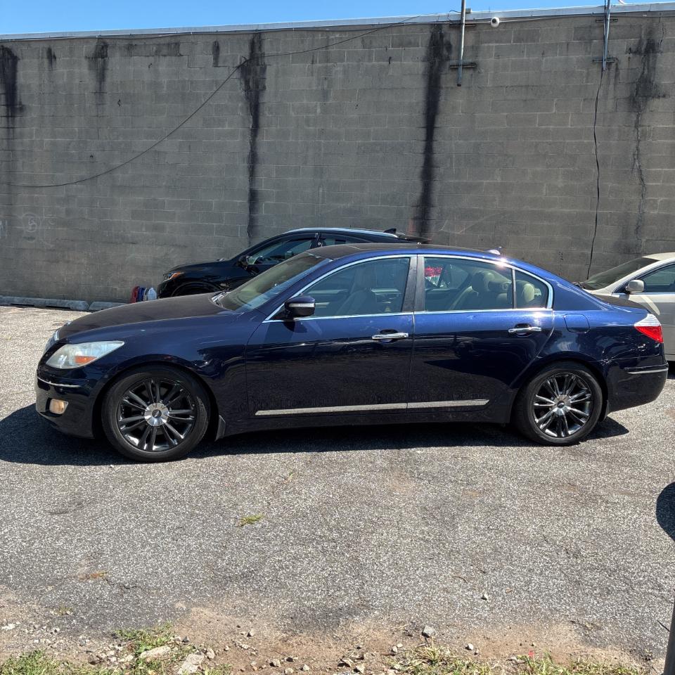 Hyundai Genesis 4dr Sdn 4.6L V8 2009