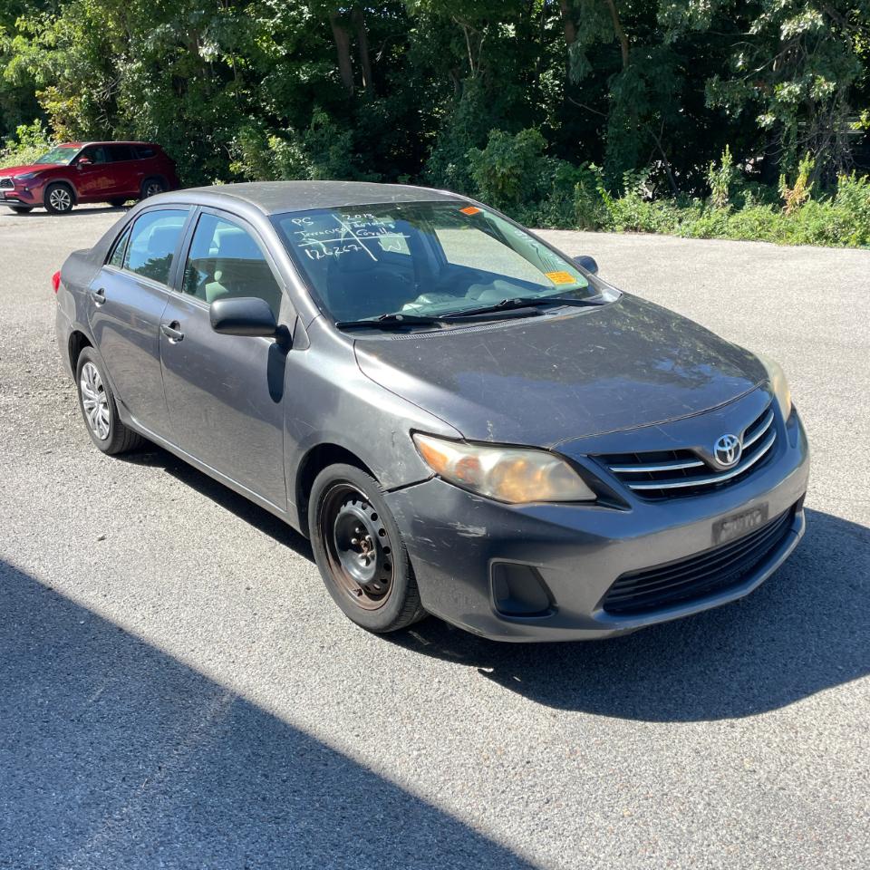 Toyota Corolla 4dr Sdn LE Auto (Natl) 2013
