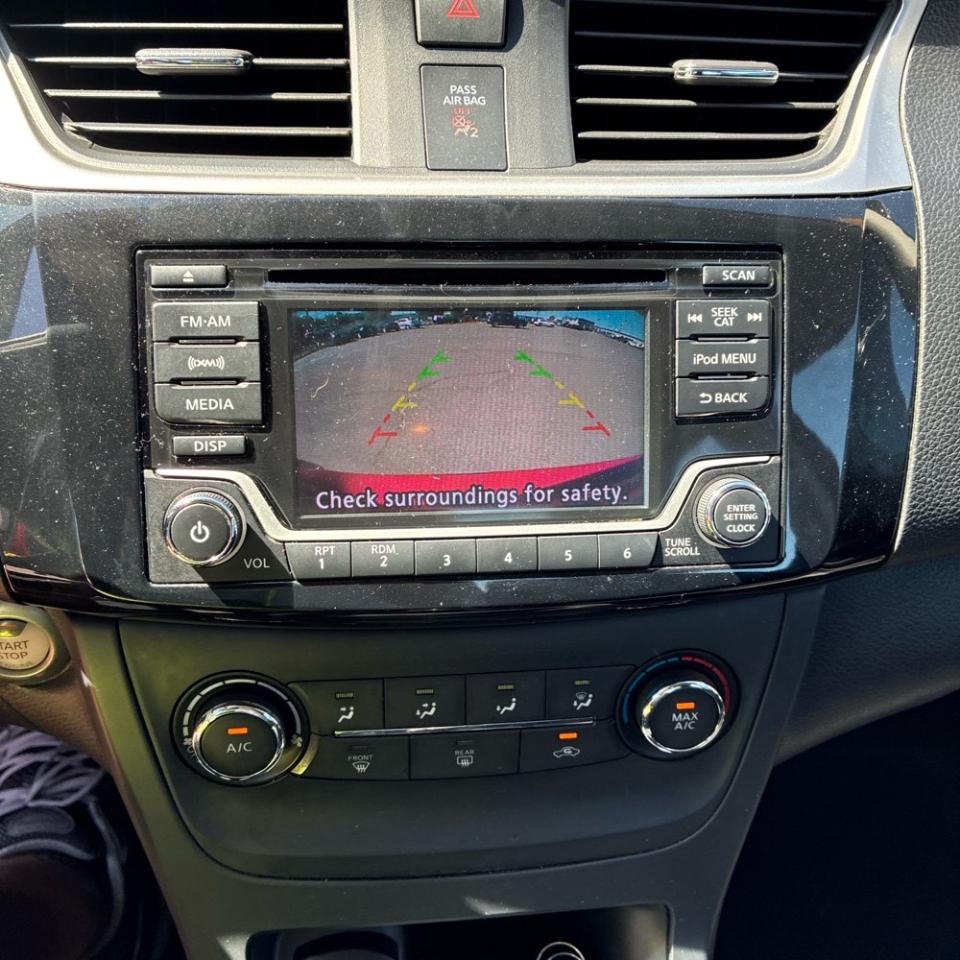 Nissan Sentra SV CVT 2017