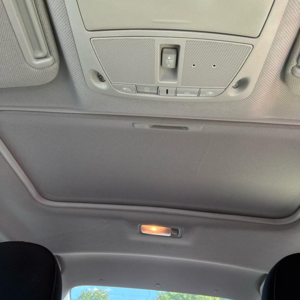 Nissan Sentra SV CVT 2017