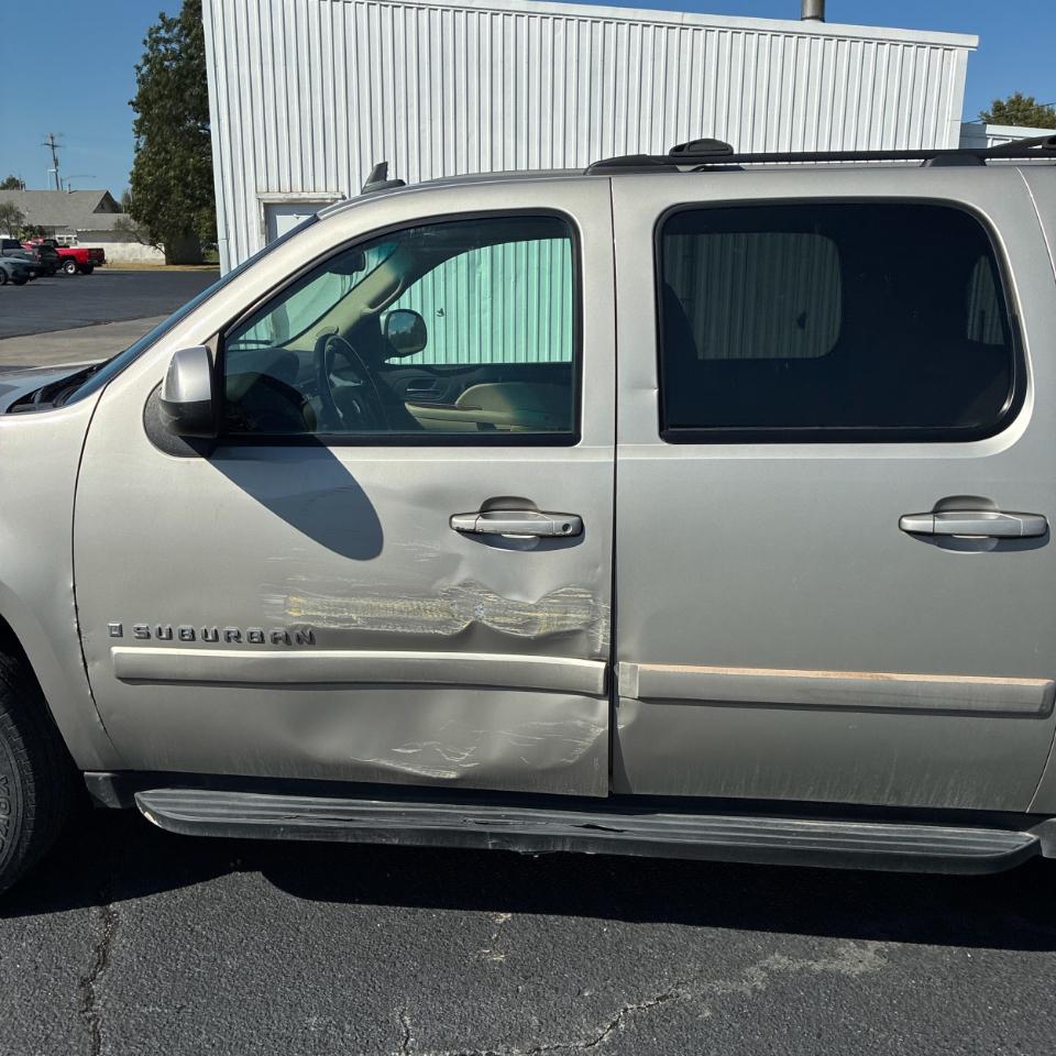 Chevrolet Suburban 4WD 4dr 1500 LT w/2LT 2008