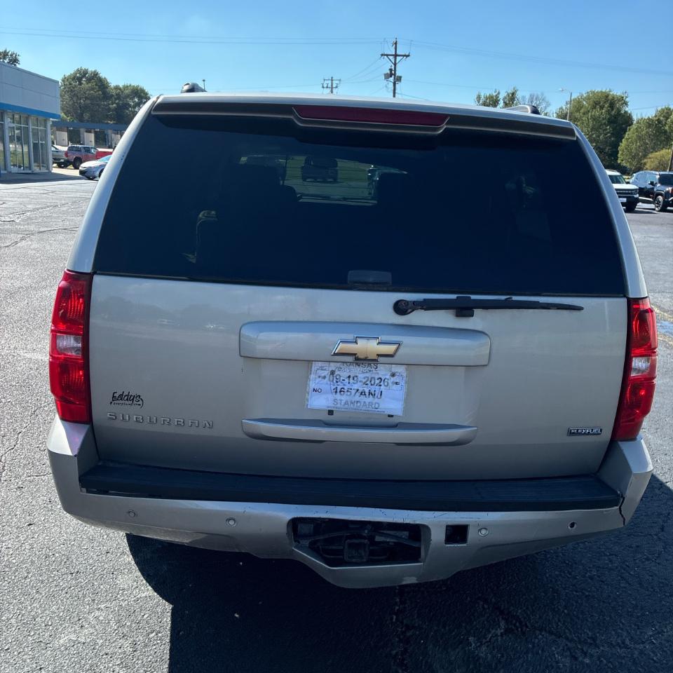 Chevrolet Suburban 4WD 4dr 1500 LT w/2LT 2008