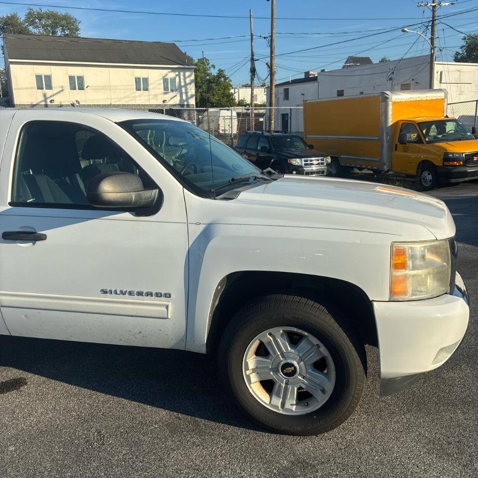 Chevrolet Silverado 1500 4WD Ext Cab 157.5" LT 2010
