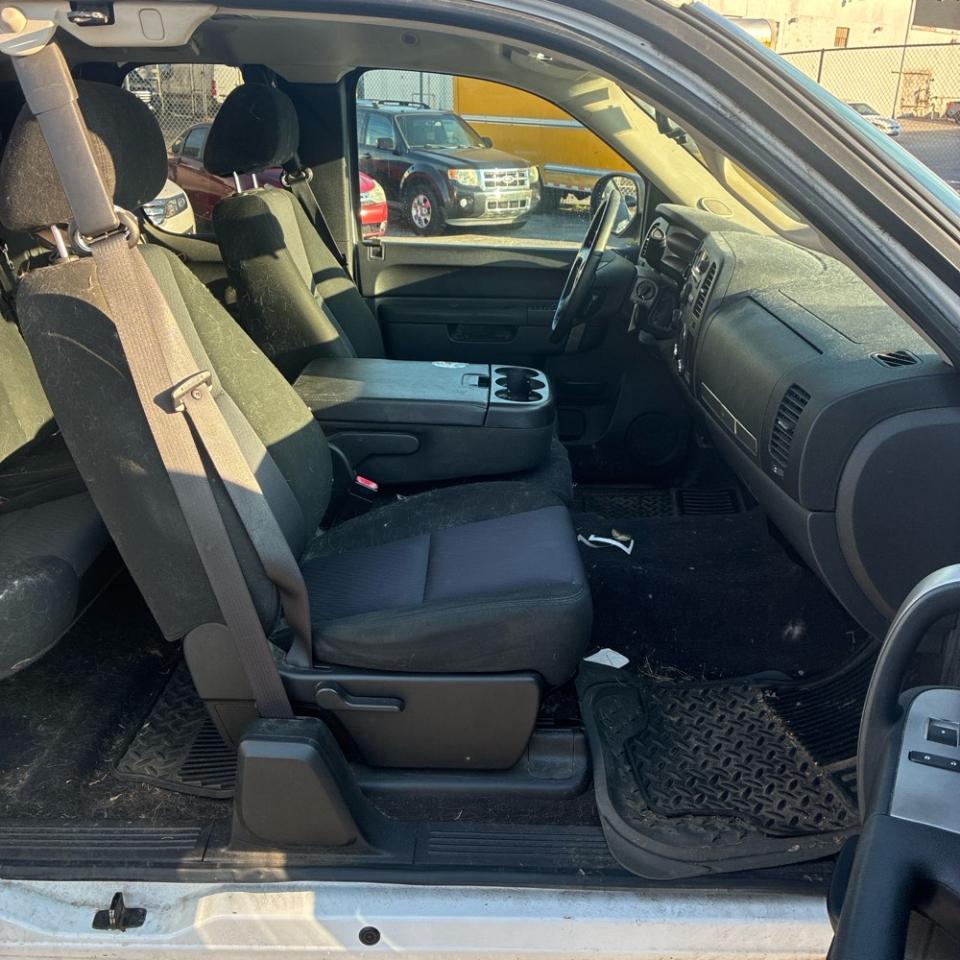 Chevrolet Silverado 1500 4WD Ext Cab 157.5" LT 2010