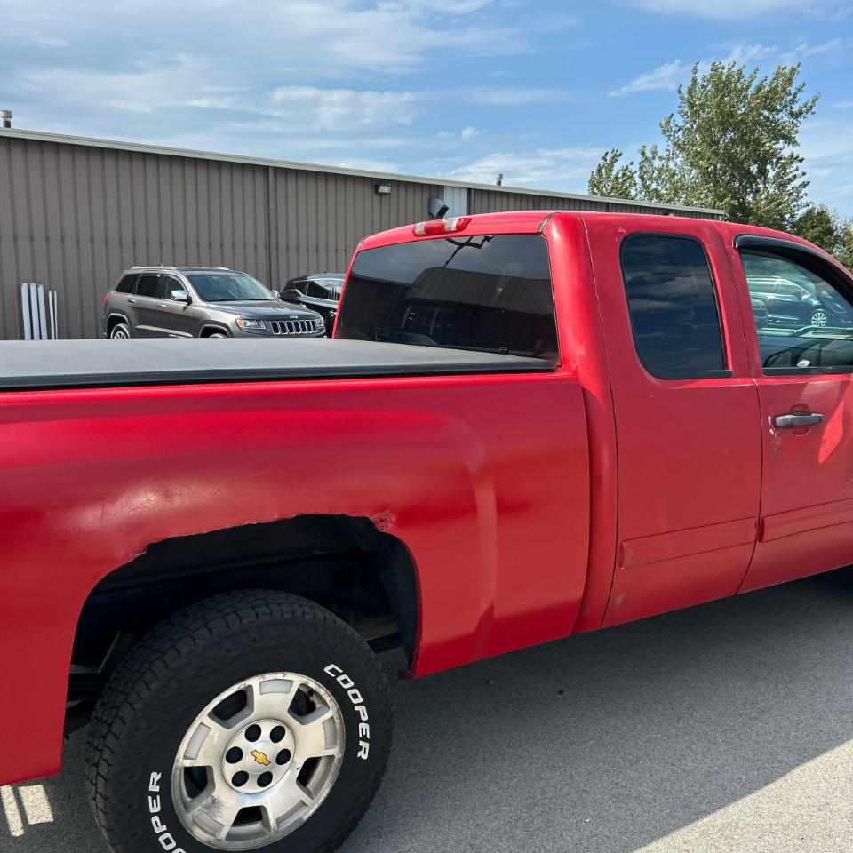Chevrolet Silverado 1500 4WD Ext Cab 143.5" LT 2010