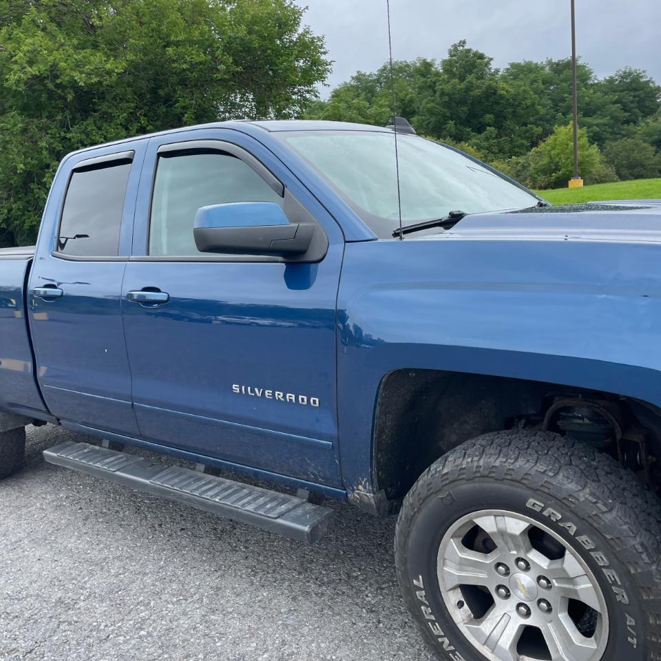 Chevrolet Silverado 1500 4WD Double Cab 143.5" LT w/2LT 2017
