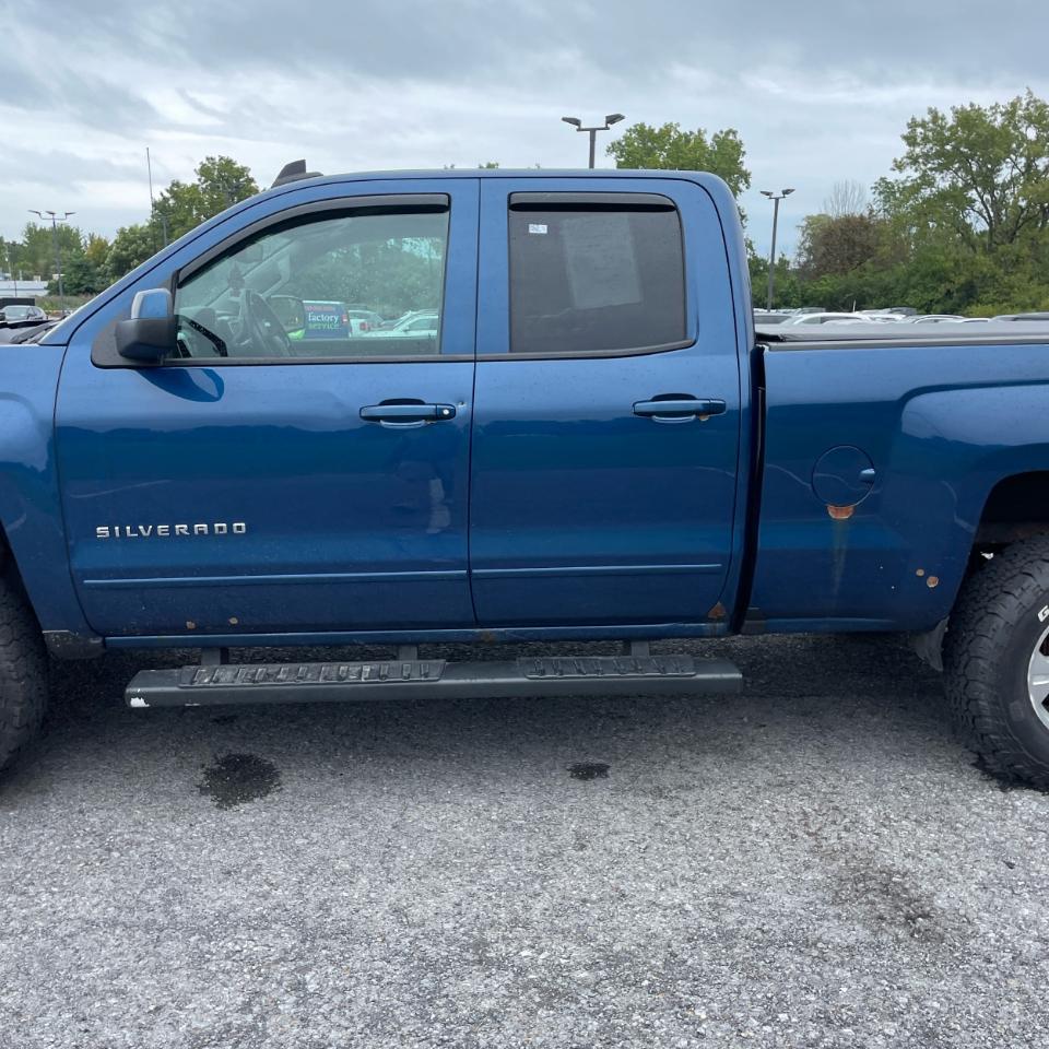 Chevrolet Silverado 1500 4WD Double Cab 143.5" LT w/2LT 2017