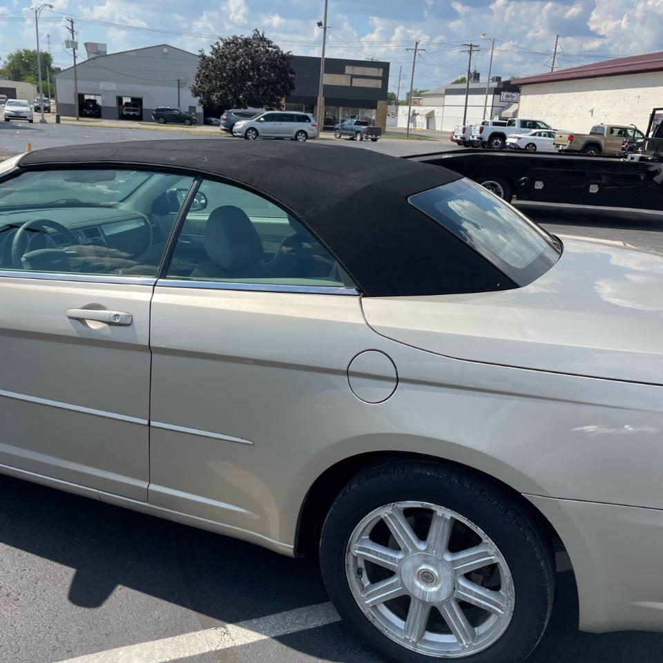 Chrysler Sebring 2dr Conv Touring FWD 2008