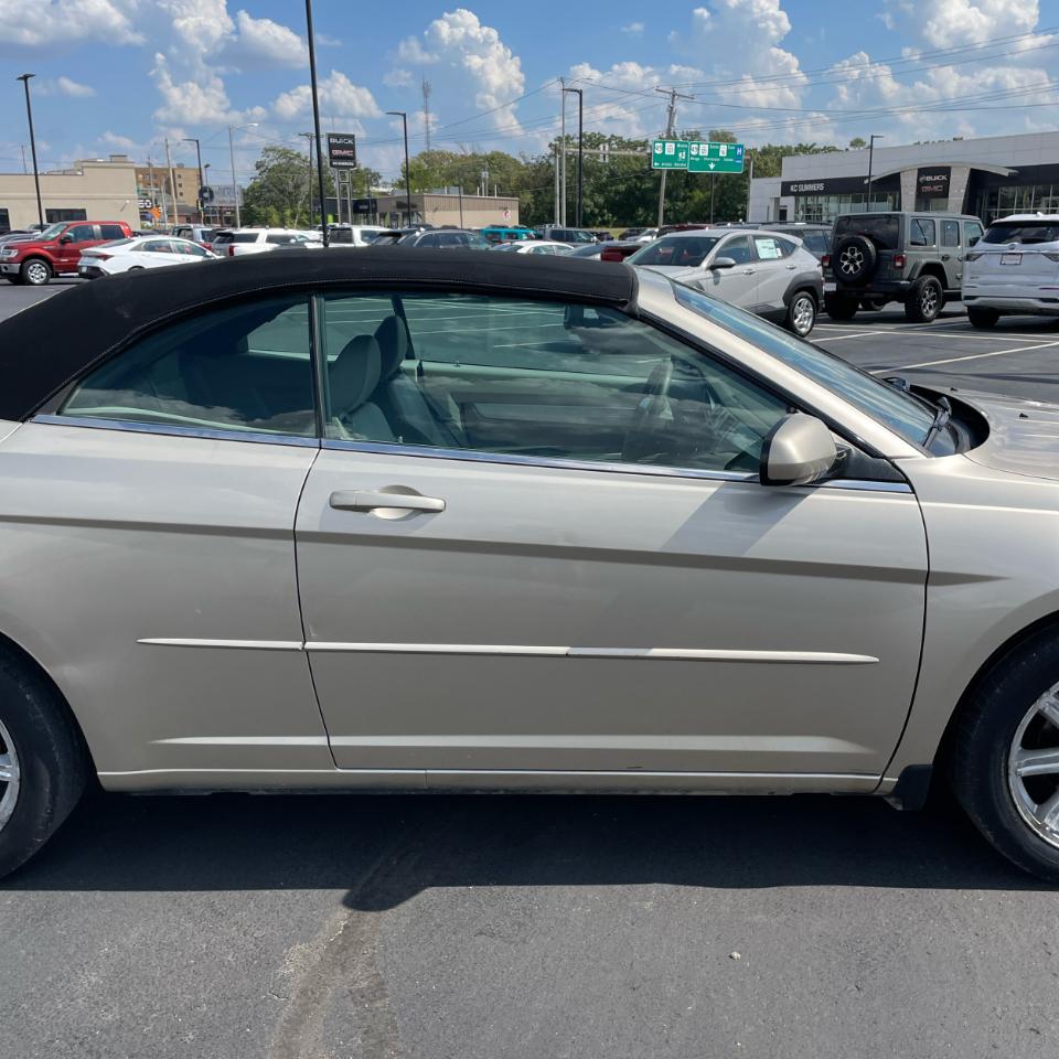 Chrysler Sebring 2dr Conv Touring FWD 2008
