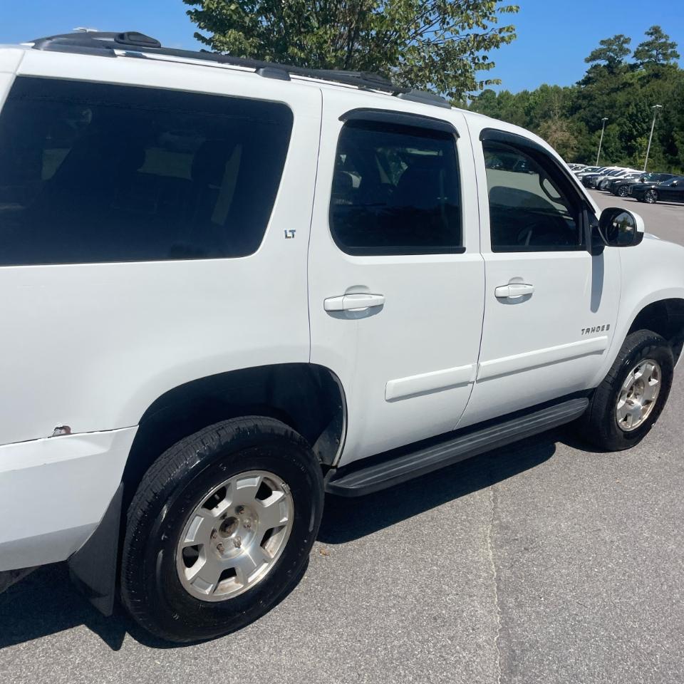 Chevrolet Tahoe 4WD 4dr 1500 LT 2007