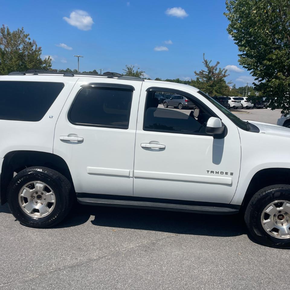 Chevrolet Tahoe 4WD 4dr 1500 LT 2007