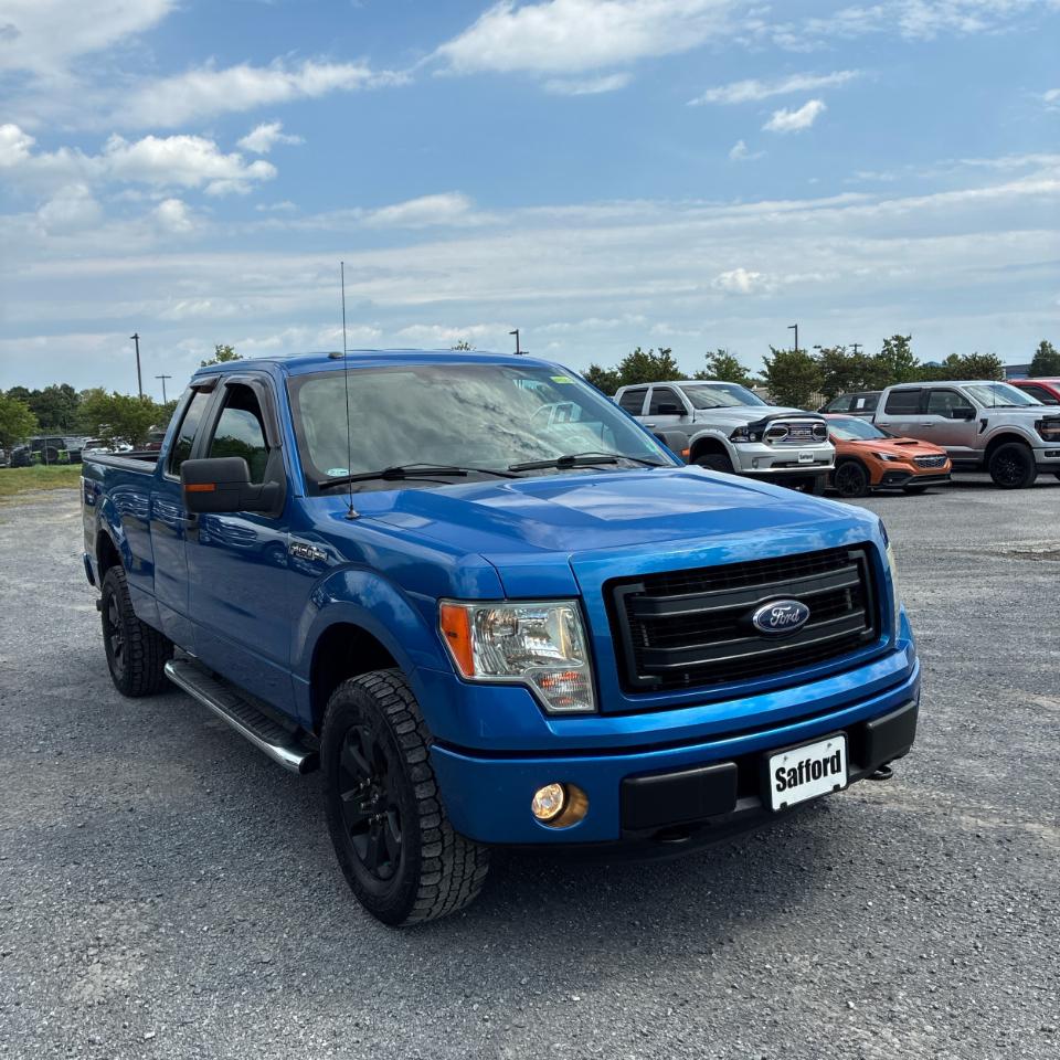 Ford F-150 4WD SuperCab 163" XL 2014