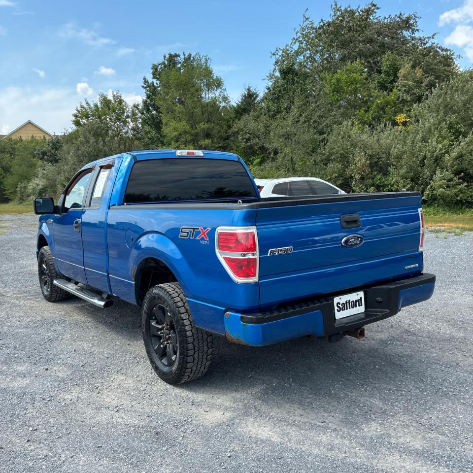 Ford F-150 4WD SuperCab 163" XL 2014