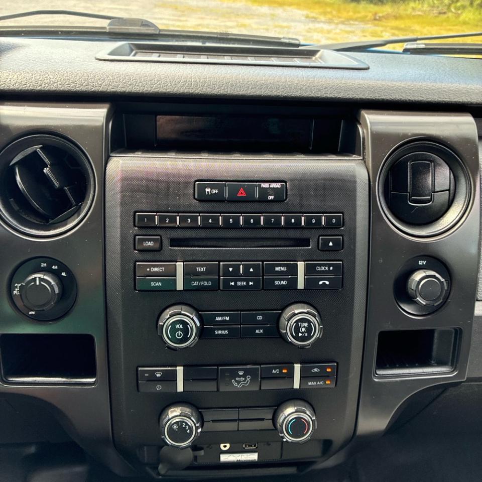 Ford F-150 4WD SuperCab 163" XL 2014