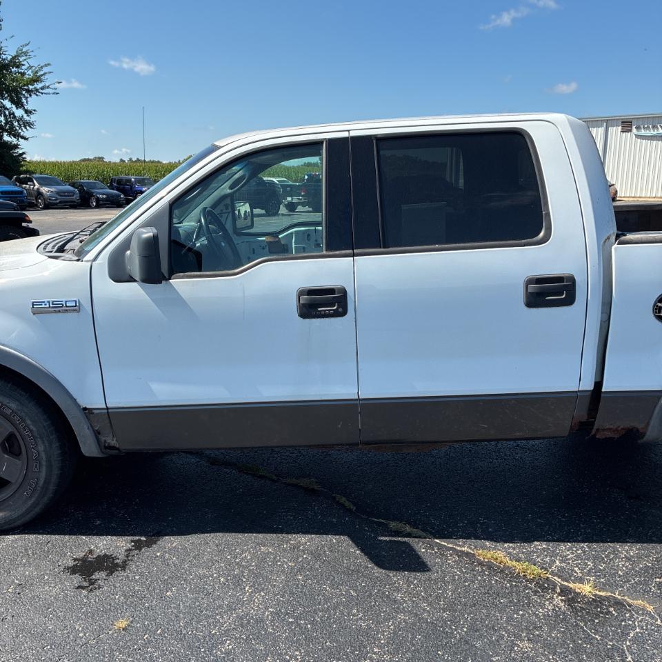 Ford F-150 SuperCrew 139" XLT 4WD 2004