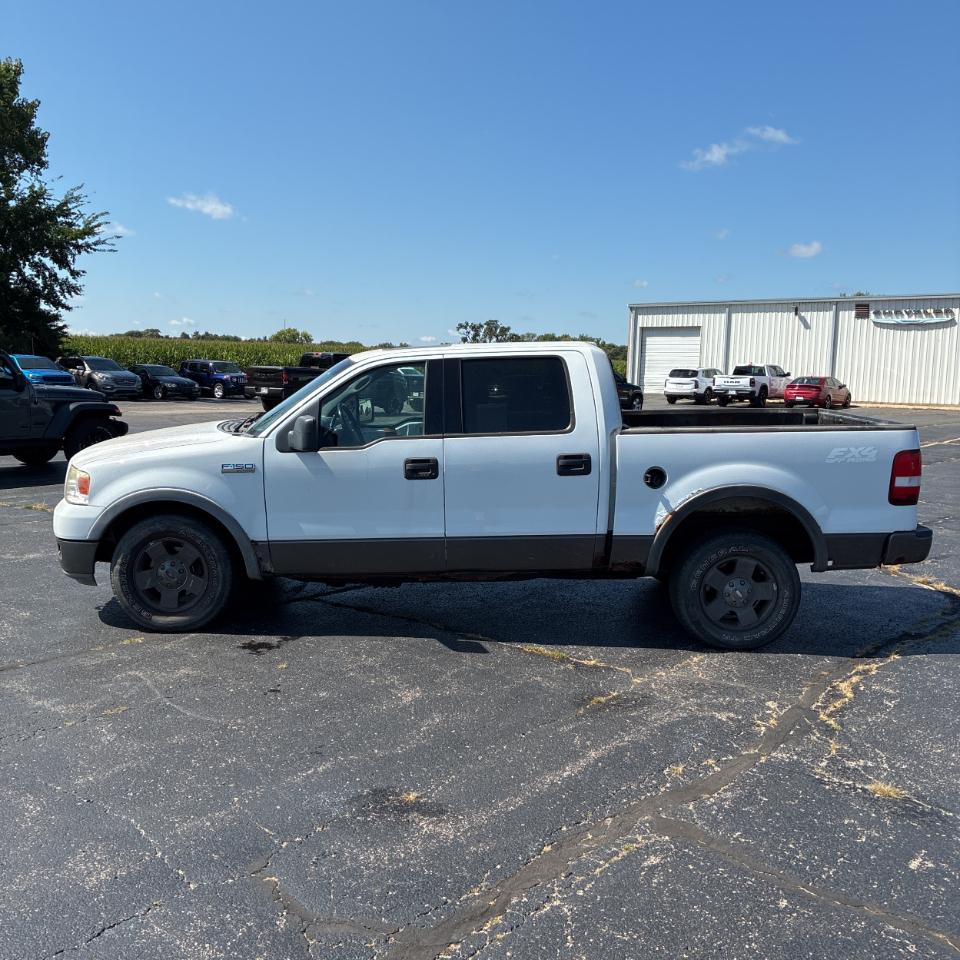 Ford F-150 SuperCrew 139" XLT 4WD 2004
