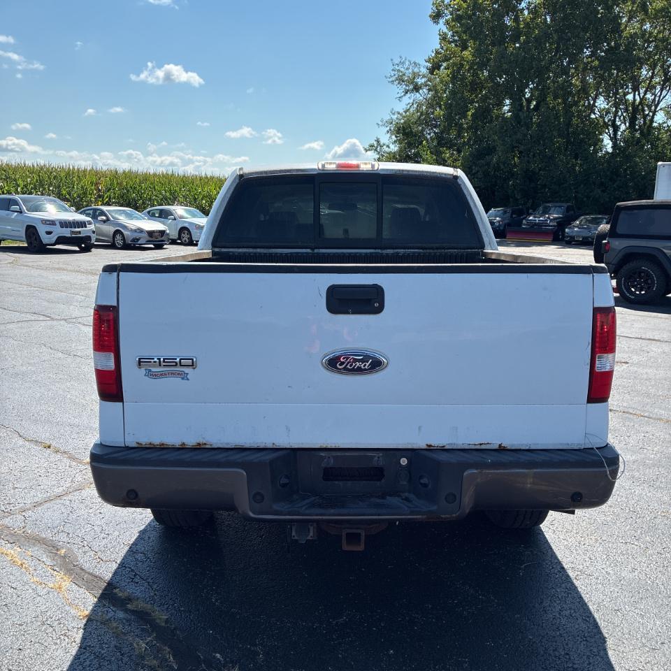 Ford F-150 SuperCrew 139" XLT 4WD 2004
