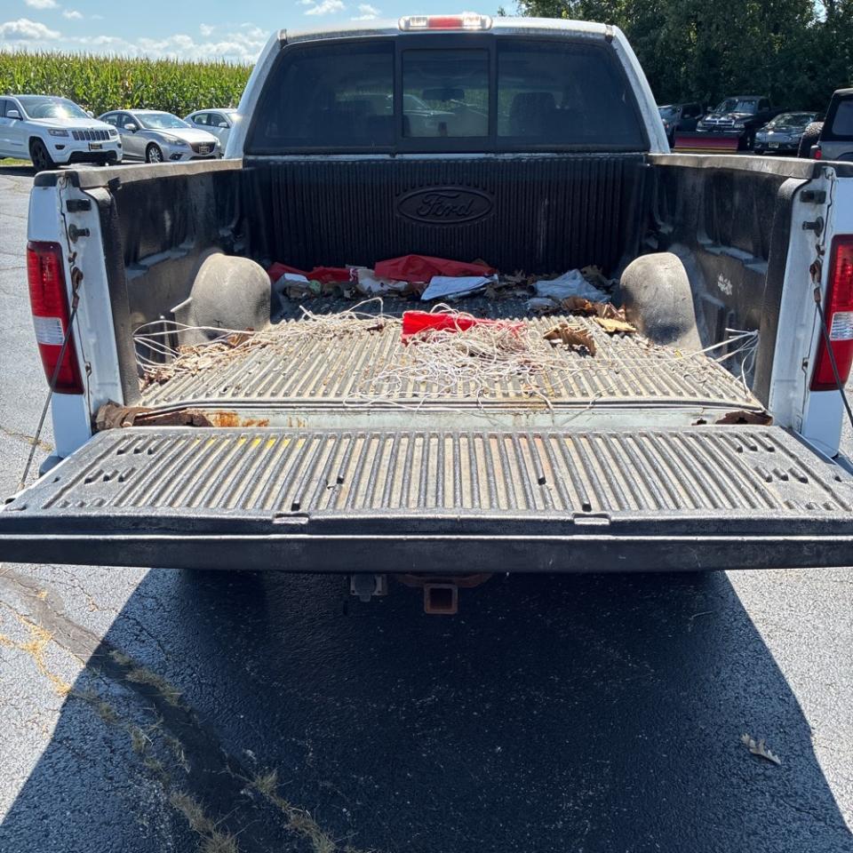 Ford F-150 SuperCrew 139" XLT 4WD 2004