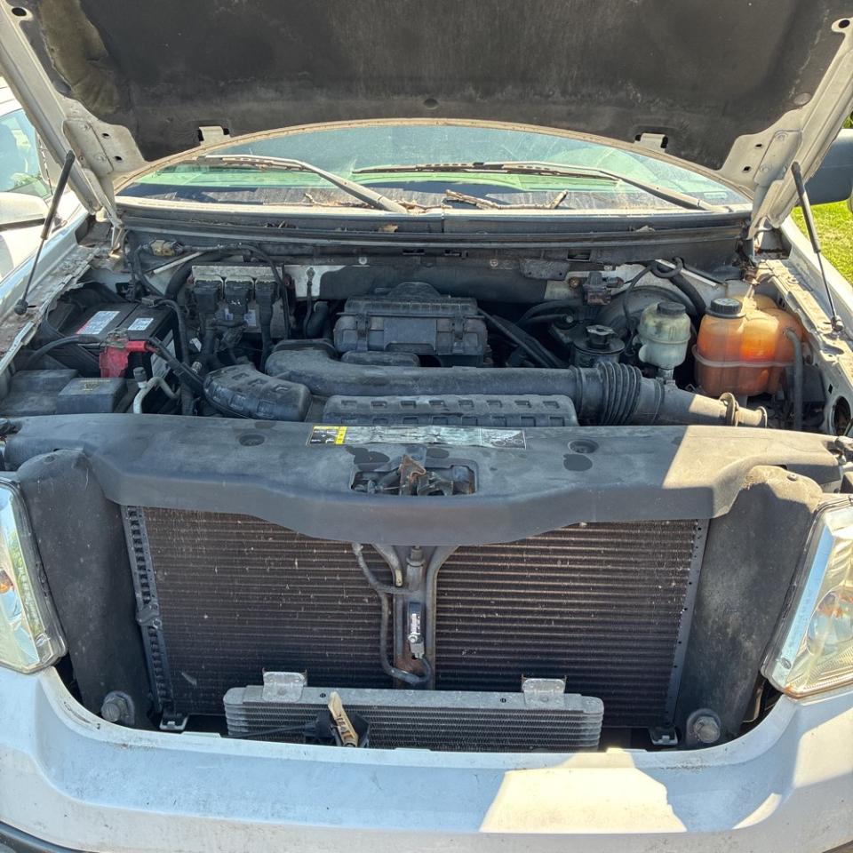 Ford F-150 SuperCrew 139" XLT 4WD 2004