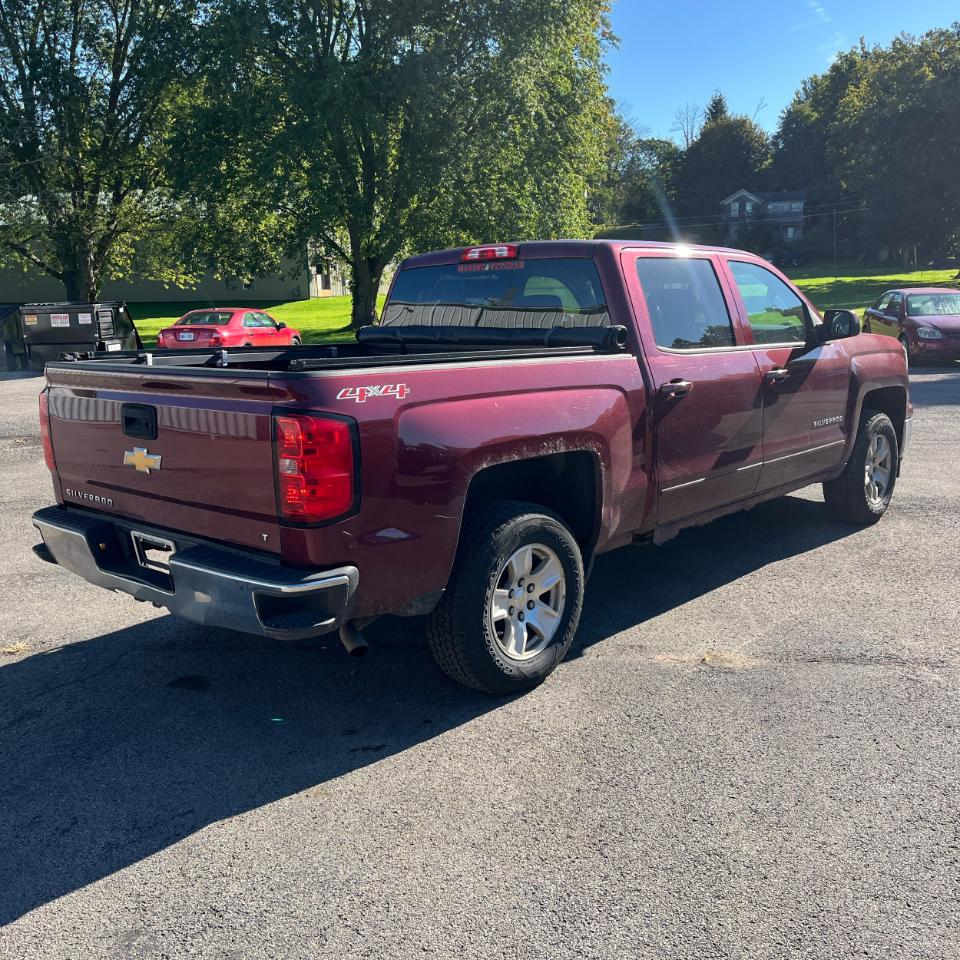 Chevrolet Silverado 1500 4WD Crew Cab 143.5" LT w/1LT 2015
