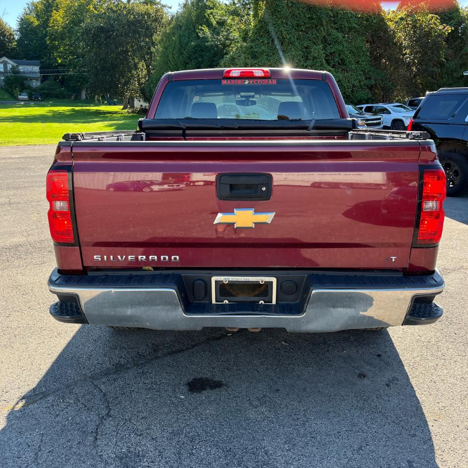 Chevrolet Silverado 1500 4WD Crew Cab 143.5" LT w/1LT 2015