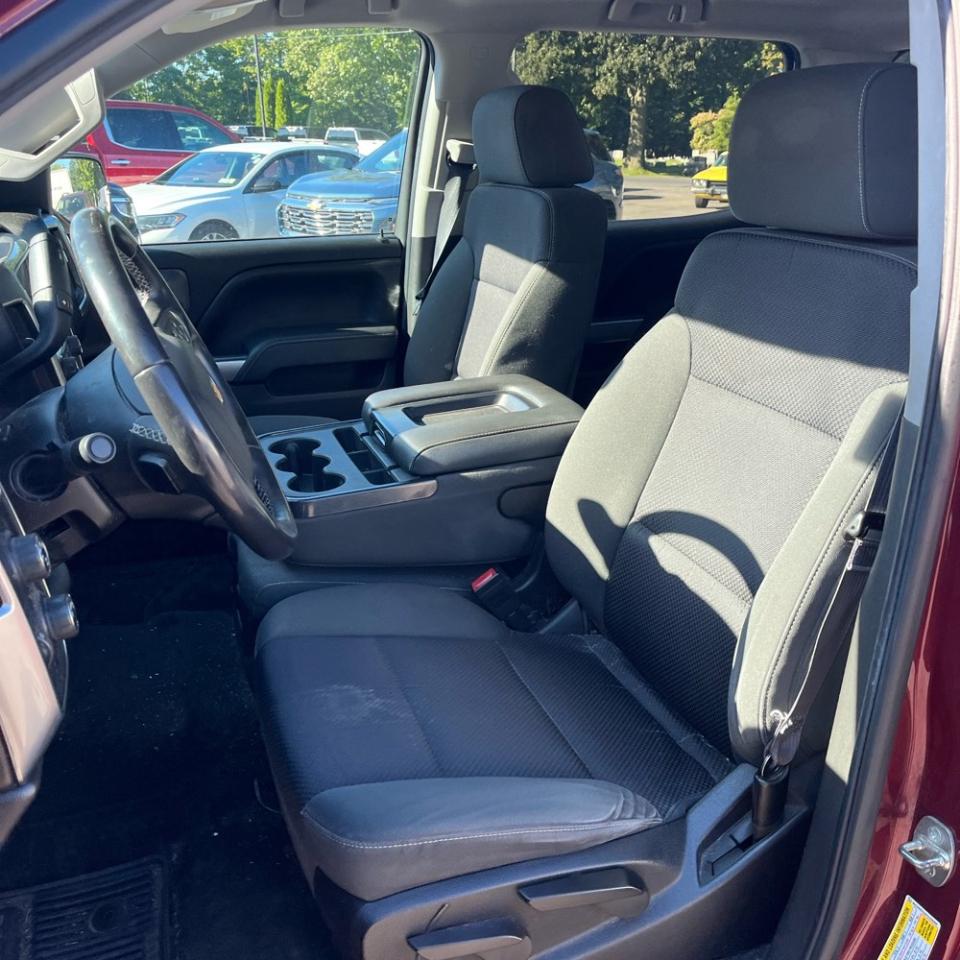 Chevrolet Silverado 1500 4WD Crew Cab 143.5" LT w/1LT 2015