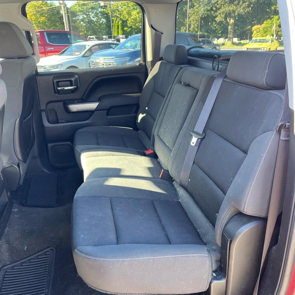Chevrolet Silverado 1500 4WD Crew Cab 143.5" LT w/1LT 2015