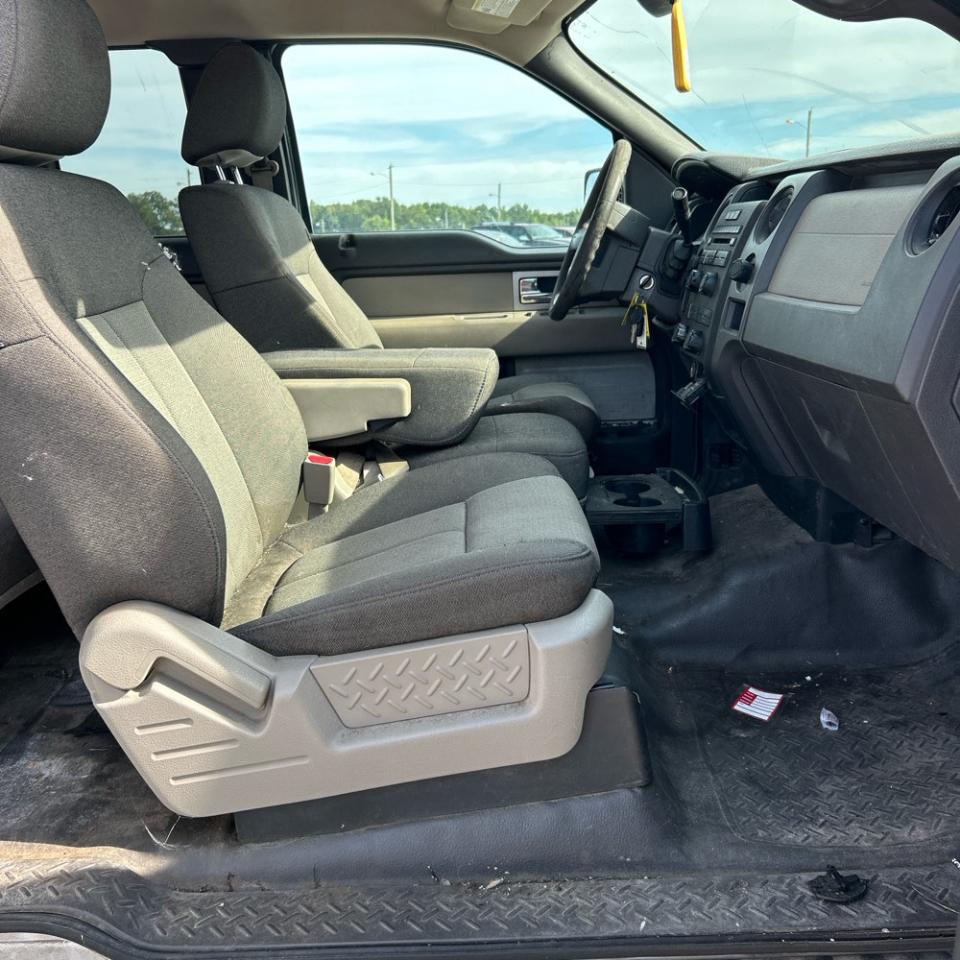 Ford F-150 4WD SuperCab 145" XL 2010