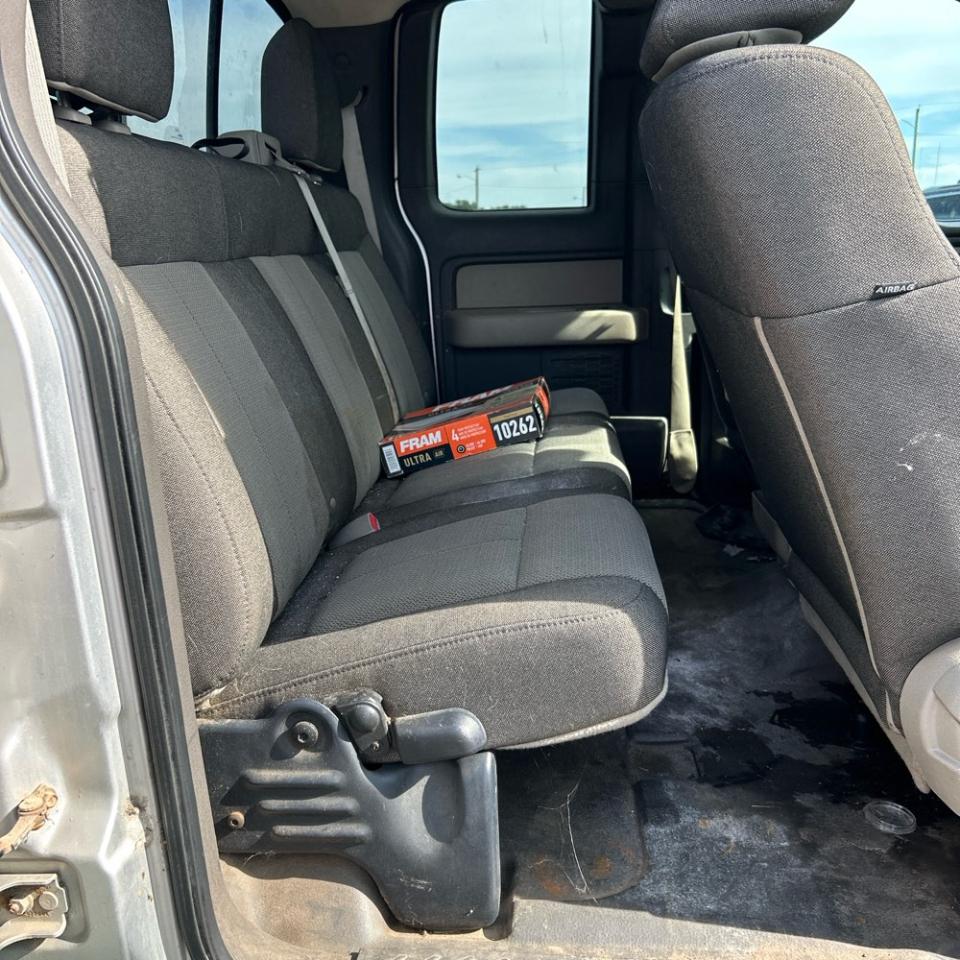 Ford F-150 4WD SuperCab 145" XL 2010
