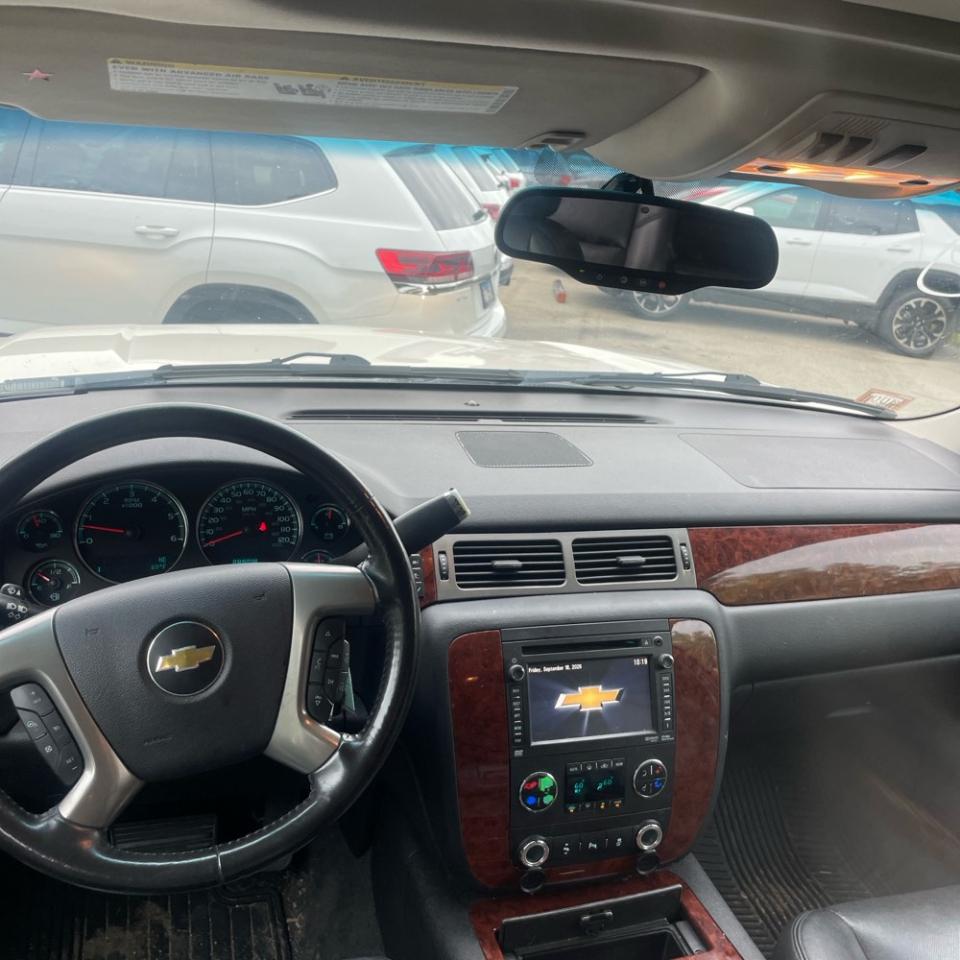 Chevrolet Tahoe 4WD 4dr 1500 LTZ 2013