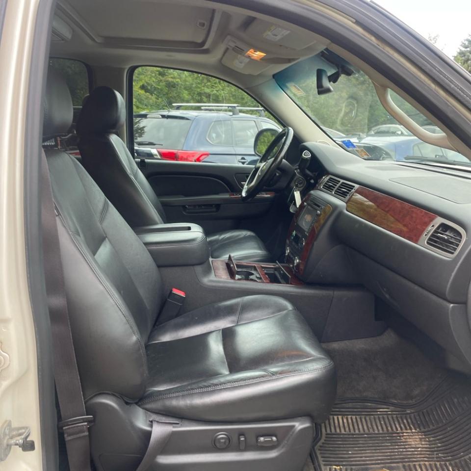 Chevrolet Tahoe 4WD 4dr 1500 LTZ 2013