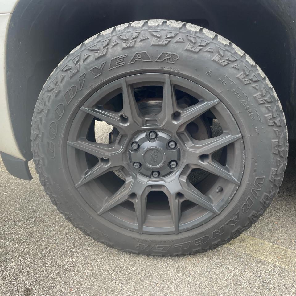 Chevrolet Tahoe 4WD 4dr 1500 LTZ 2013