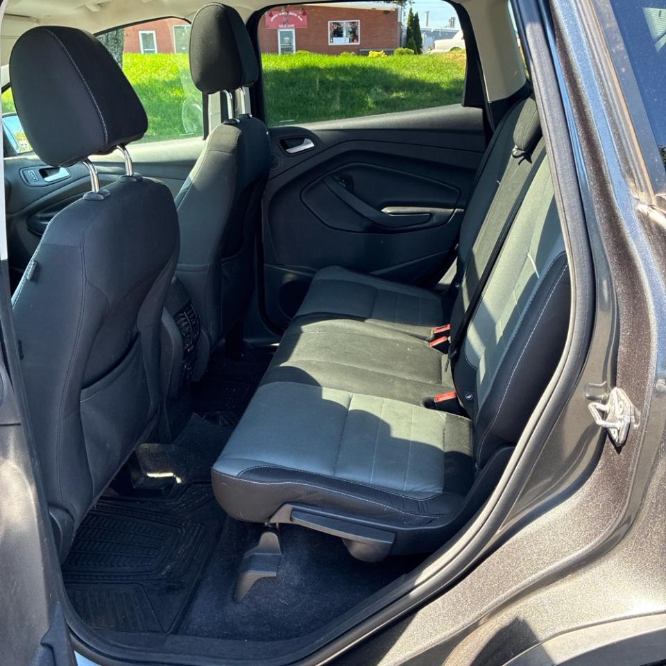 Ford Escape FWD 4dr SE 2015