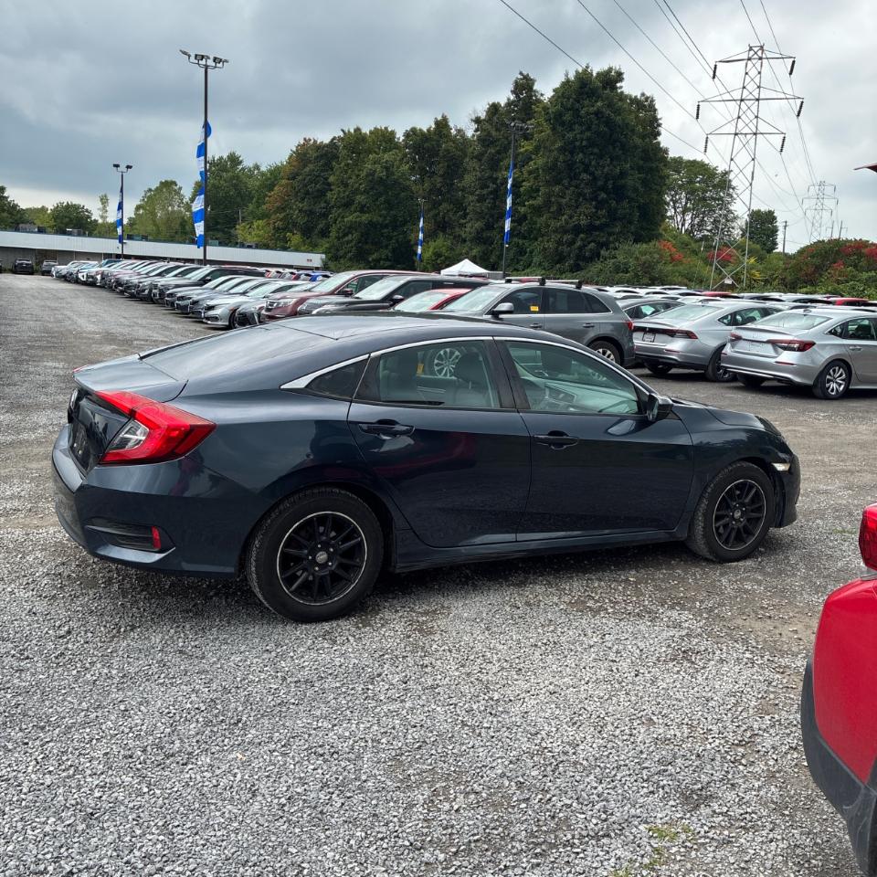 Honda Civic Sedan LX CVT 2017