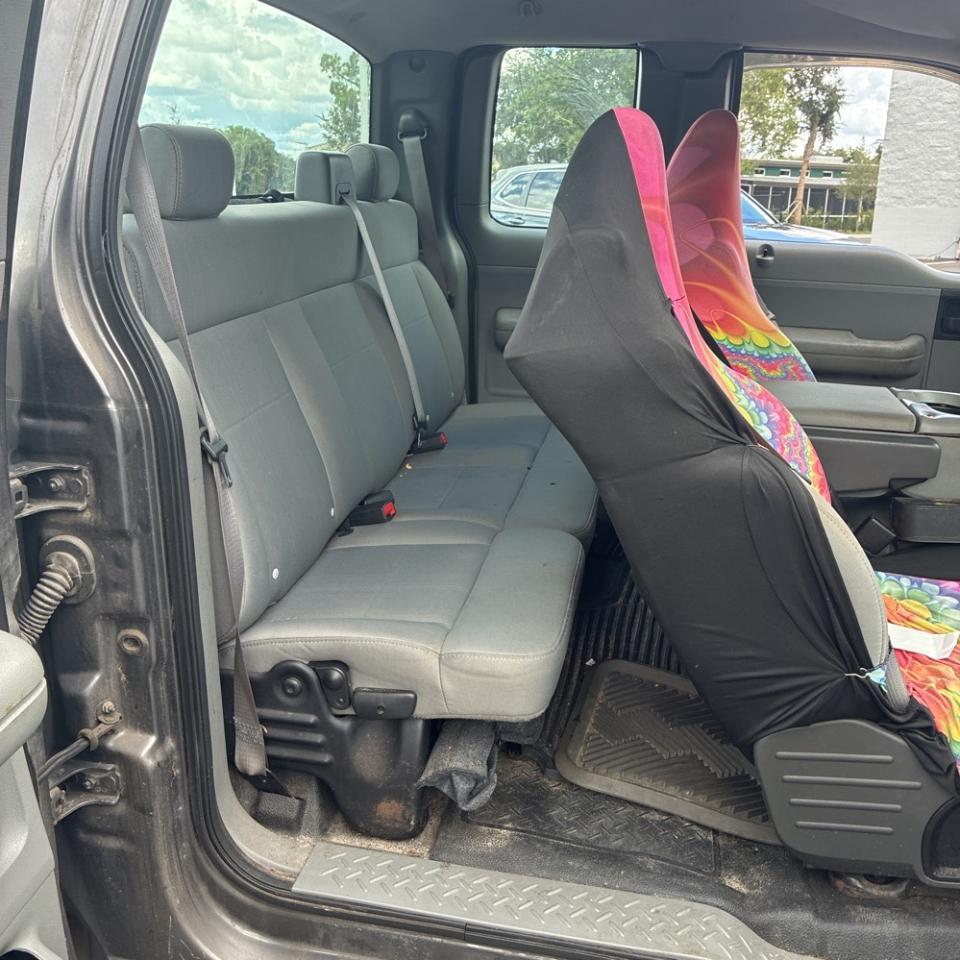Ford F-150 4WD SuperCab 133" STX 2007