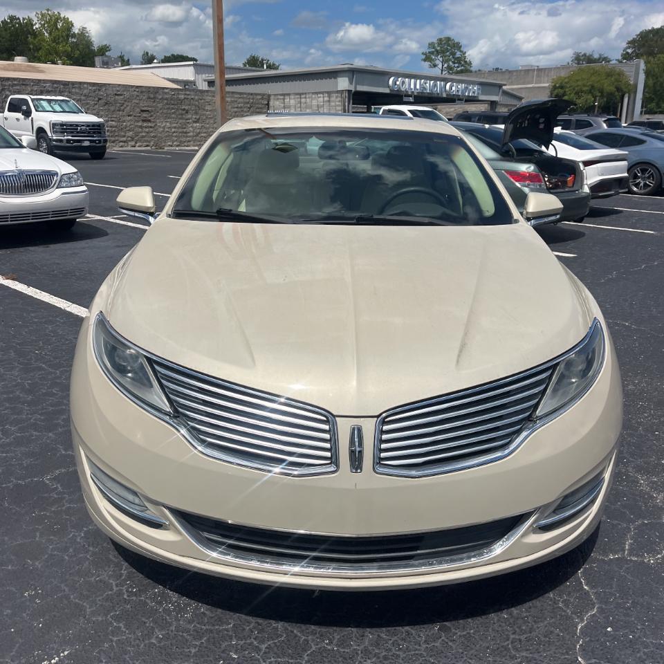 Lincoln MKZ 4dr Sdn FWD 2015