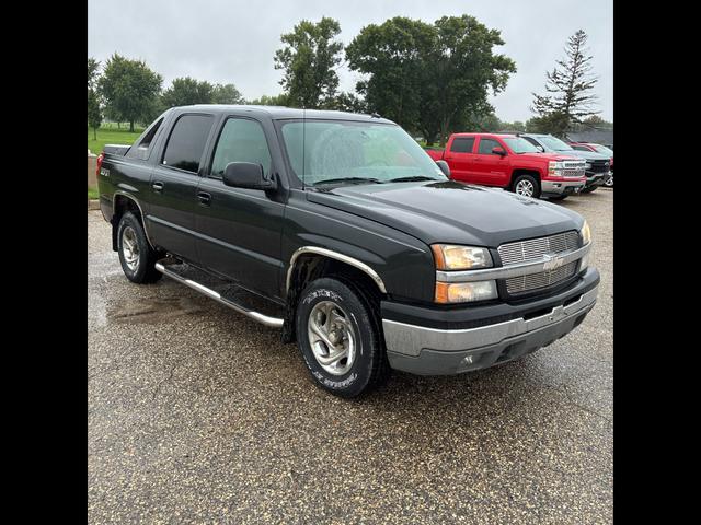 Black 2004 Chevrolet Avalanche Pickup Truck Four-Wheel Drive Automatic