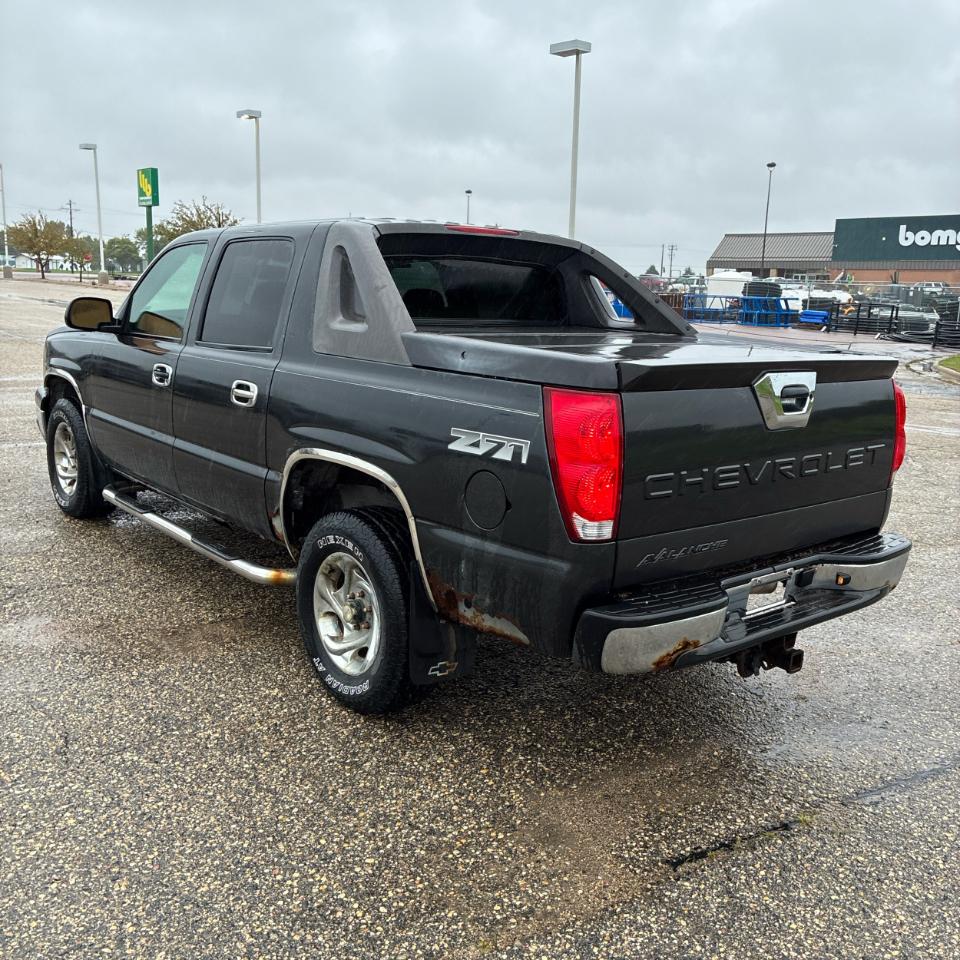 Chevrolet Avalanche 1500 5dr Crew Cab 130" WB 4WD Z71 2004