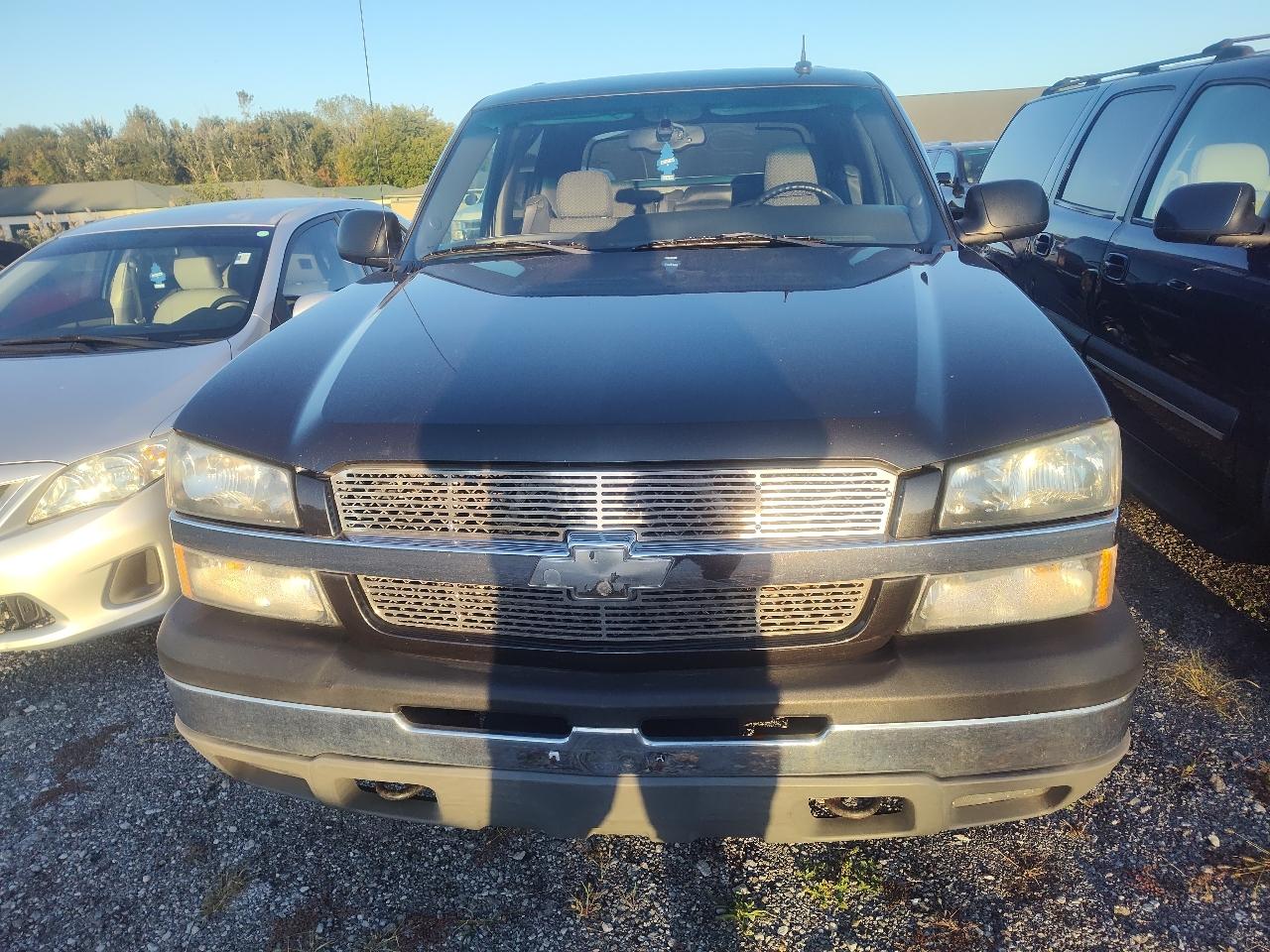 Chevrolet Avalanche 1500 5dr Crew Cab 130" WB 4WD Z71 2004