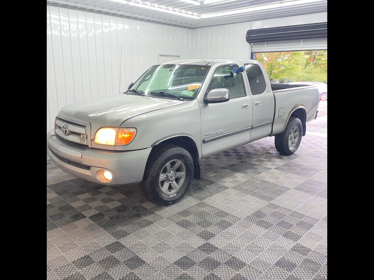 Toyota Tundra AccessCab V8 SR5 4WD Stepside (Natl 2005