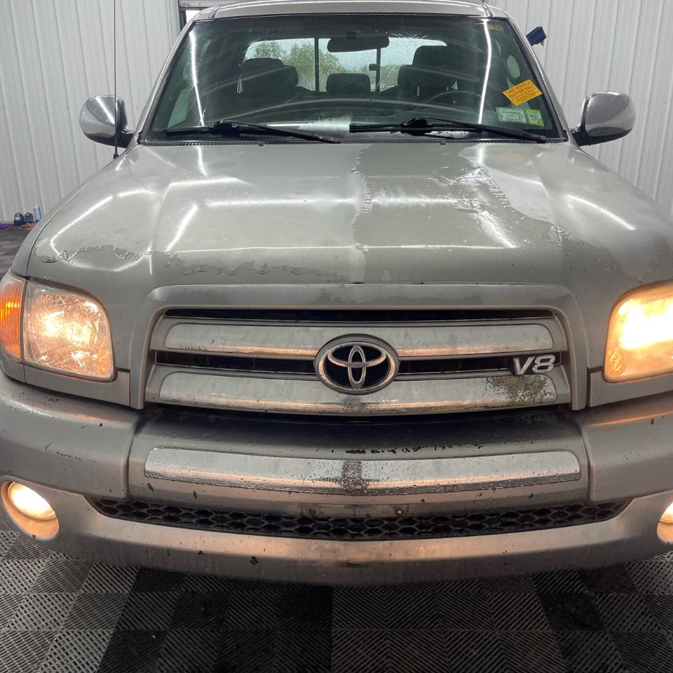 Toyota Tundra AccessCab V8 SR5 4WD Stepside (Natl 2005